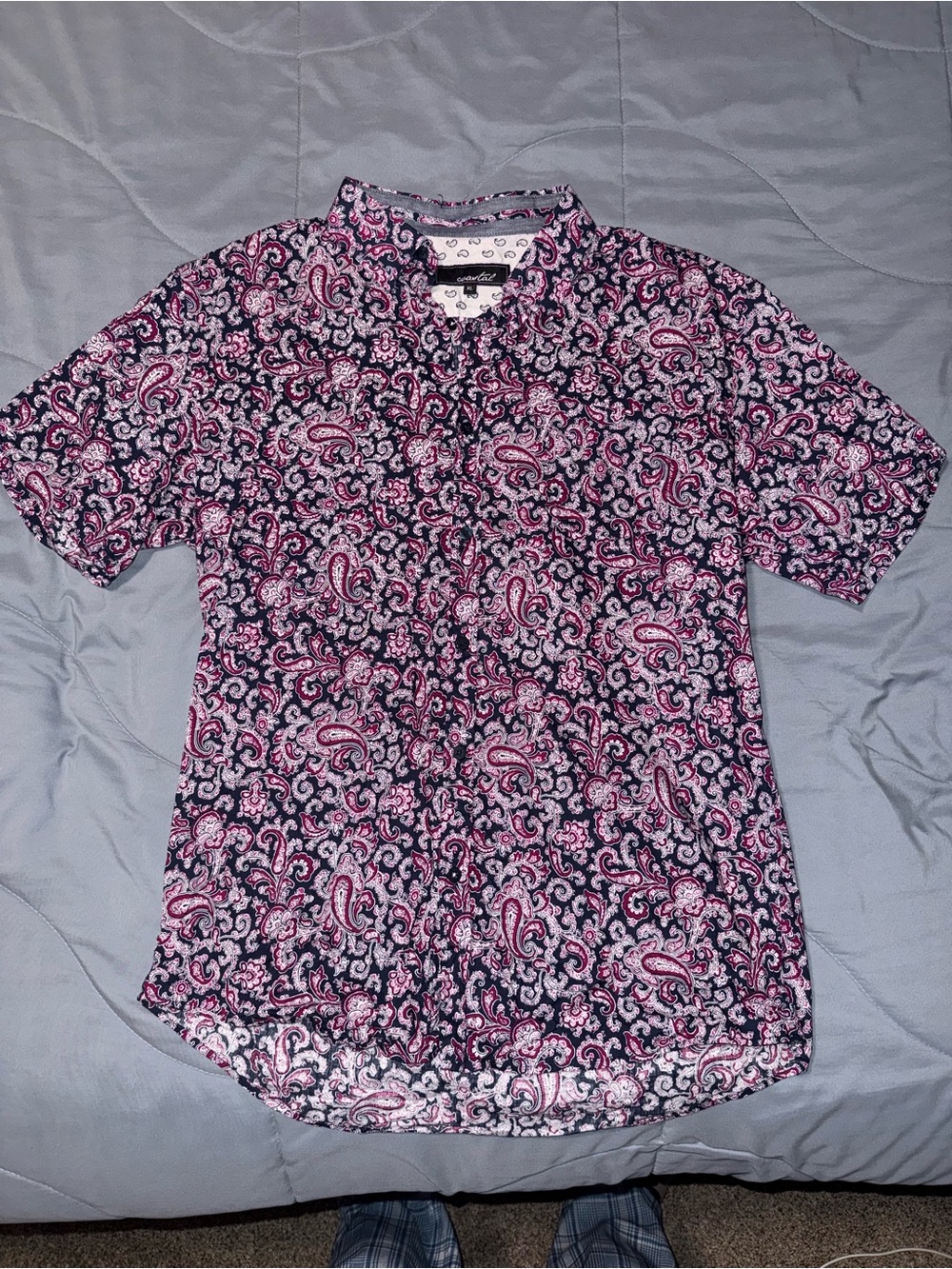 Men's Short-Sleeve Paisley Button-Up Shirt